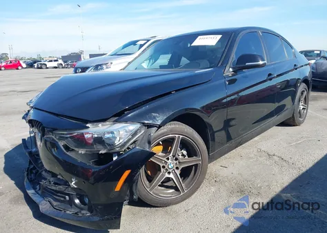 2017 BMW 320I из США, поврежденный, VIN WBA8A9C53HK619653